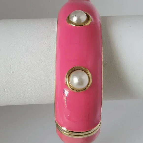 Pink Enamel Faux Pearl Gold Tone Bangle Clamp Bracelet 7" - Picture 3 of 6